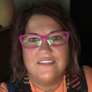 Meet your Posher, Lesa